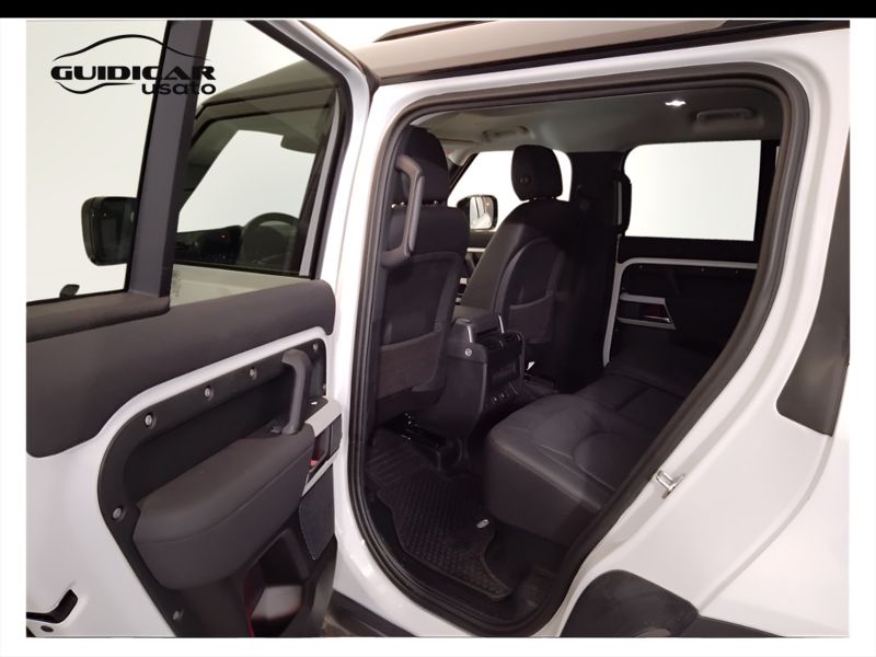 GuidiCar - LAND ROVER Defender 2022 Defender 110 3.0d i6 mhev SE awd 200cv auto Usato